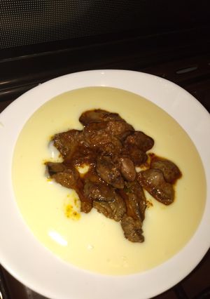 صورة لوصفة بيري مع صلصة بكبد الدجاج 😍😍😍 بزاف بنينة وساهلة