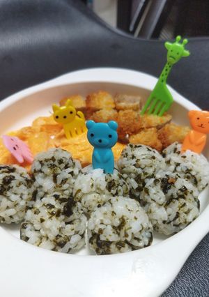 Foto resep Nori rice ball