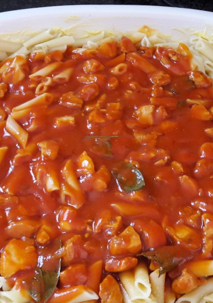 Una foto de Macarrones con tomates