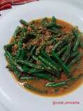 Tumis kacang panjang abon kelapa