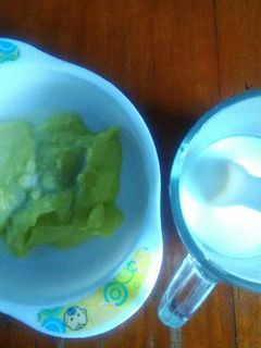 Foto resep MPASI 6-8 m Pure Avocado Kuah Susu
