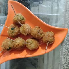 A picture of Veg Lollipop Cutlets.