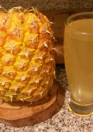 Una foto de Refresco de cáscara de piña