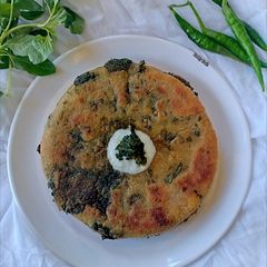 A picture of Kosala saga stuffed paratha.