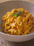 Pasta con salsa de verduras