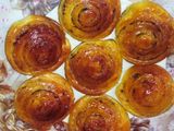بريوش رولي محشي بالشوكولاته