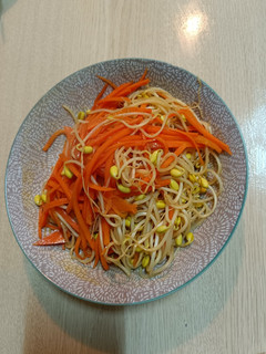 橄欖油醬燒黃豆芽 的食譜成品照片