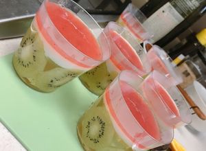 Hình của món Thạch rau câu hoa quả.