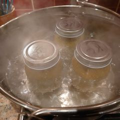 A picture of Green tomato & jalapeno relish.