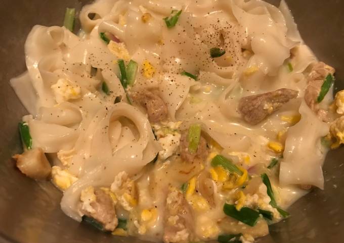 Recipe of Gordon Ramsay Cheese Pork Egg with Noodles