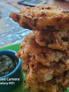 सूजी वड़ा (Suji vada recipe in Hindi) रेसिपी मुख्य फोटो
