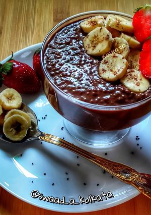 চকলেট চিয়া পুডিং(Chocolate chia pudding recipe in bengali) রেসিপির প্রধান ছবি