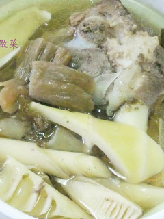 大骨福菜桂竹筍湯 的食譜成品照片