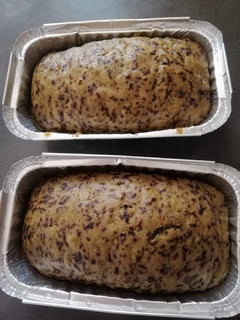 A picture of Banana cake.
