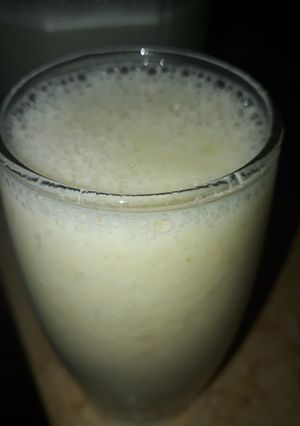 صورة لوصفة سموزي موز بالليمون 🍋
