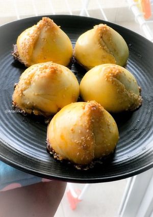 A picture of Turkish Apple Pie.