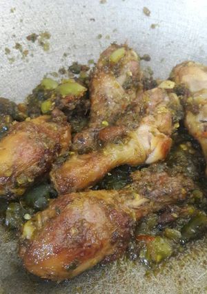 Foto resep Ayam goreng cabe hijau