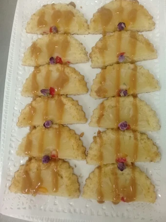 How To Make Upside down Pineapple Cup cakes which So Delicious