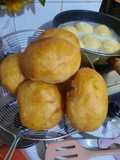 Roti goreng isi coklat