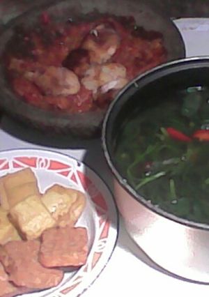 Foto resep Asem kangkung dan kawan kawan