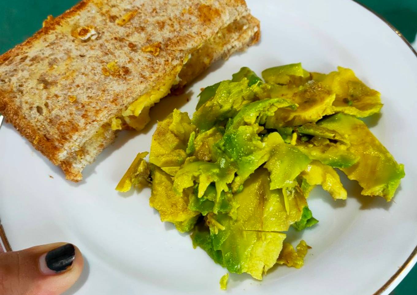 Roti Gandum selai pokat