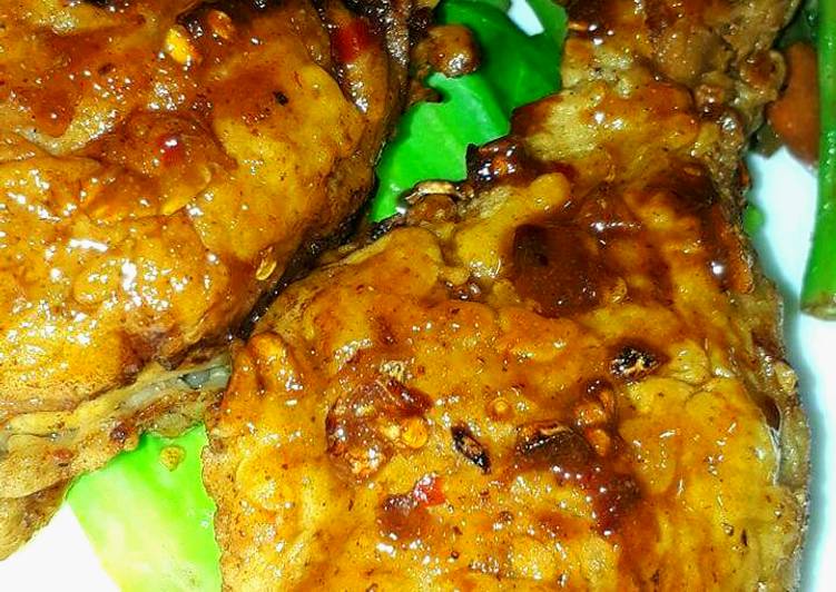 Crispy Chicken With Honey Garlic Sauce