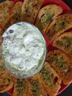Una foto de Tostaditas de pan ciabatta