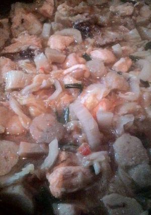 Foto resep Tumis ayam, bakso, dan sawi putih