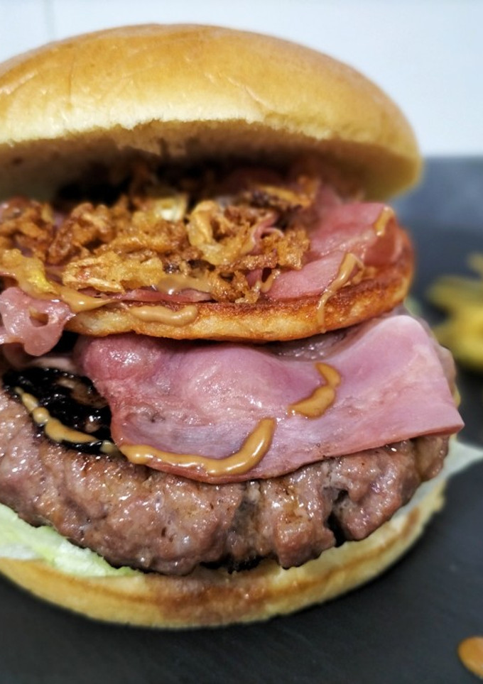 Una foto de Hamburguesa Lotus