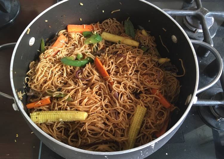Steps to Prepare Homemade Noodles with vegetables