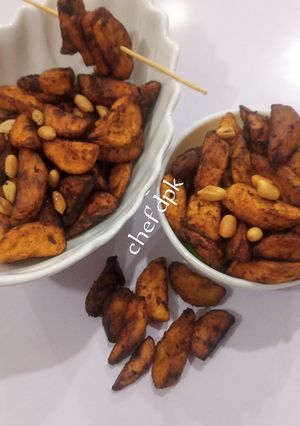 A picture of Kelewele (spicy fried plantain) Ghanaian snack.
