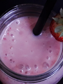 A picture of Strawberry Yogurt Smoothie.