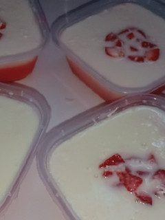 Foto resep Strawberry silky pudding