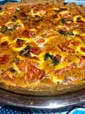 Torta quiche de tomate e manjericão