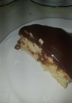A picture of Boston cream pie.