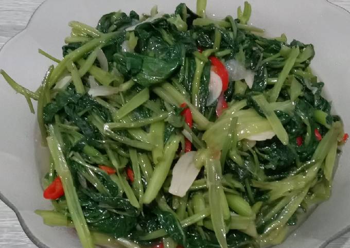 Resep Tumis Kangkung Saus Tiram Oleh Veronica Wistati Cookpad