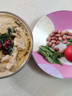 தக்காளி, வேர்க்கடலை சட்னி (Thakkaali verkadalai chutney recipe in tamil) செய்முறை முக்கிய புகைப்படம்
