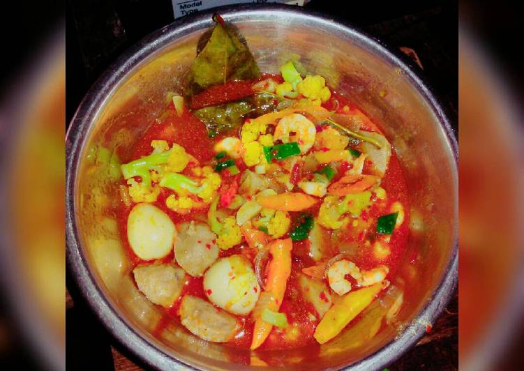 Udang bakso with telur puyuh saus tiram super pedas