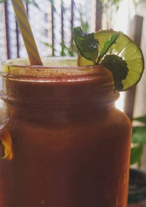 A picture of Watermelon mint cooler.