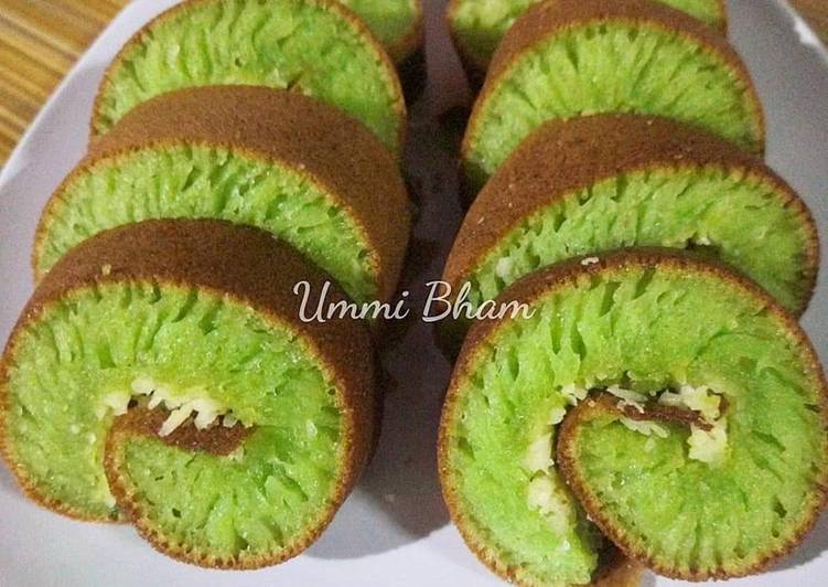 Martabak Manis Gulung Mini