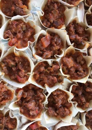 A picture of Sausage Blossoms.