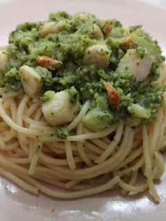 A picture of Spaghetti Scallops Broccoli Paste.