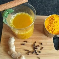 A picture of Haldi-Tulsi Kadha.