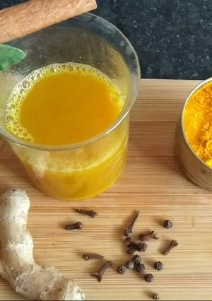 A picture of Haldi-Tulsi Kadha.