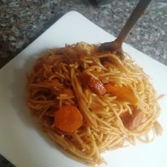 A picture of Fried spaghetti.