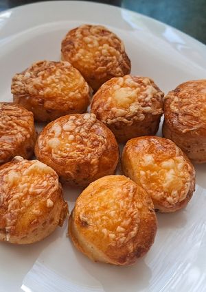 Tepertőkrémes pogácsa recept fotója