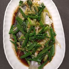 A picture of Steamed Pompano.