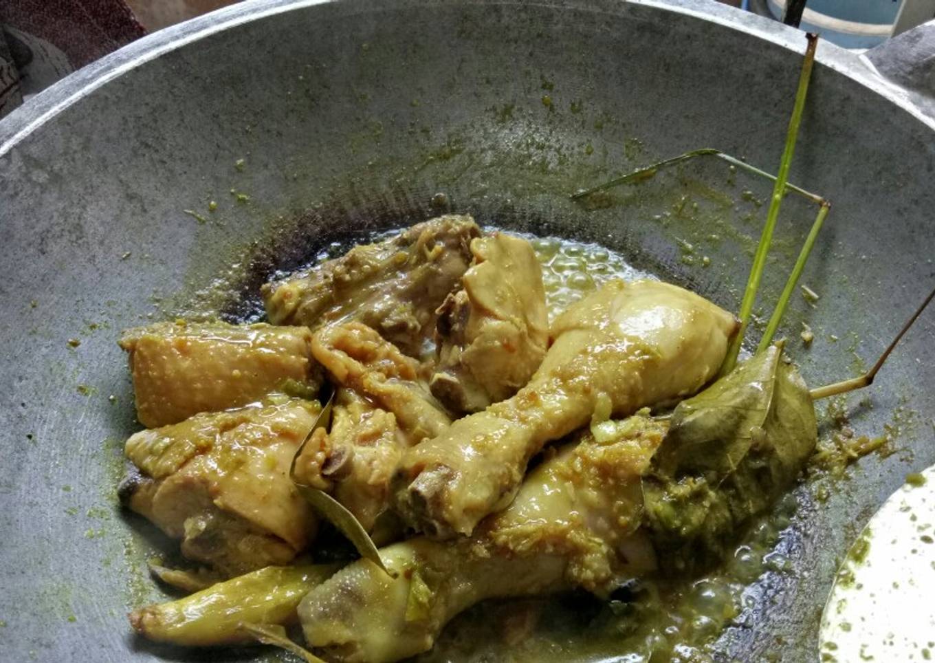 Ayam Ungkep (untuk ayam goreng)