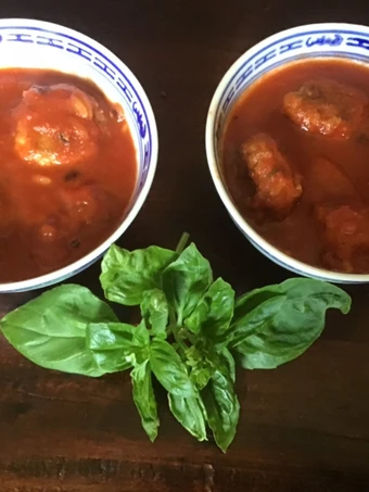 Easy Steps to Make California Farm Fresh Tomato Meatball Soup the Can Spoil the Tongue Perfect