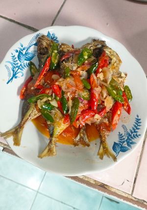Foto resep Ikan Goreng Kembung Siram